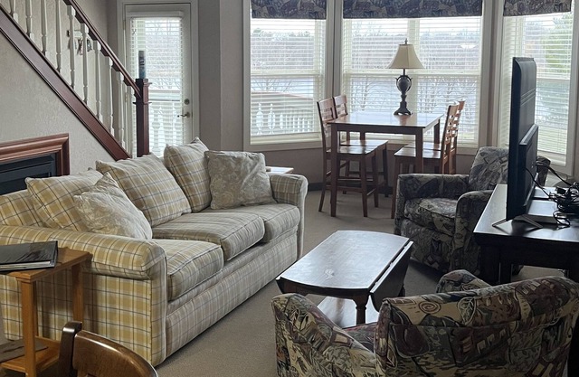 Tagalong Golf Course Cedar 