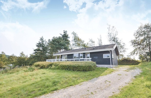Beautiful home in Ebeltoft with sauna