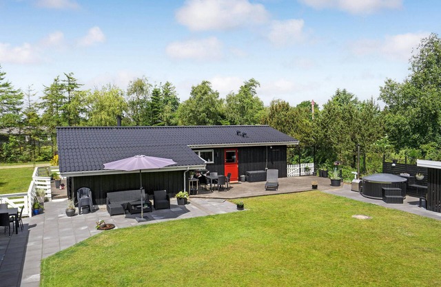 Accommodation 