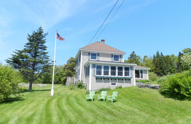 Beautiful Island Retreat off the coast of Maine