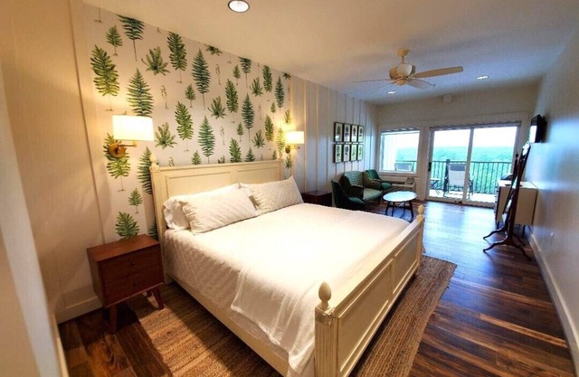 The Creek Lodge 