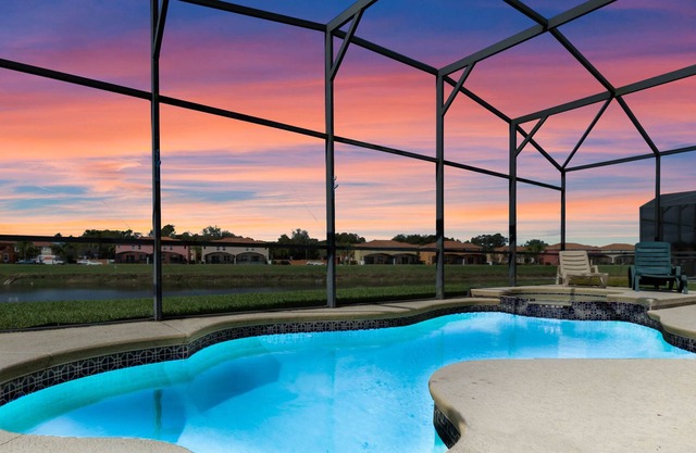 BELLA VIDA RESORT 1010MB -6 BEDROOMS - 5.5 BATHROOMS - 12 PEOPLE - LAKE VIEW