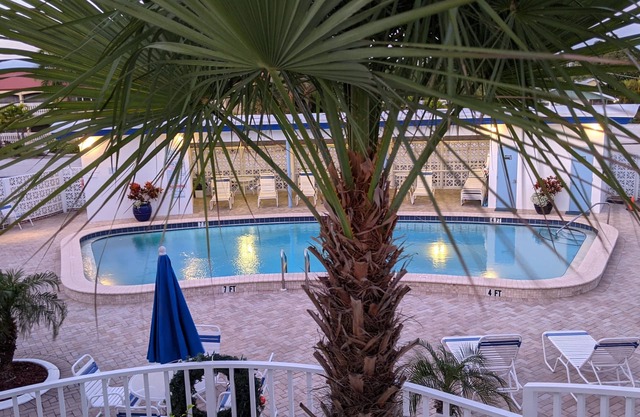 Best Location on Lido Keys! Steps to Lido Beach & St. Armand's Circlen