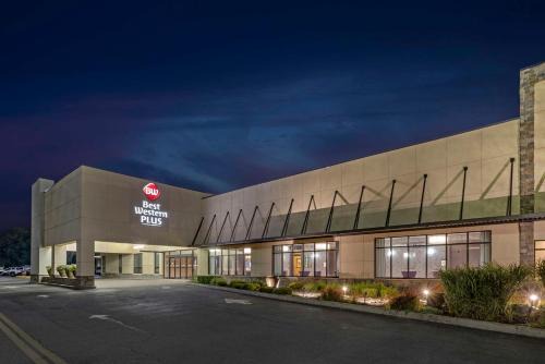 Kingston Hotel Conference 