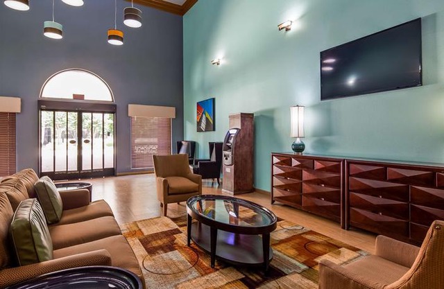 Best Western Plus The Woodlands
