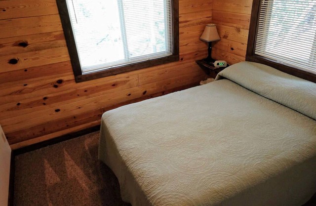 Freedom Ridge Cabins Hill City 
