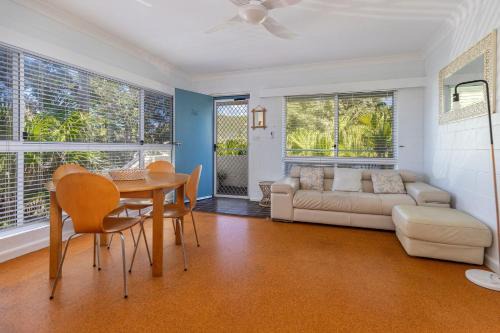 Blueys Beach Villa Manyana 26