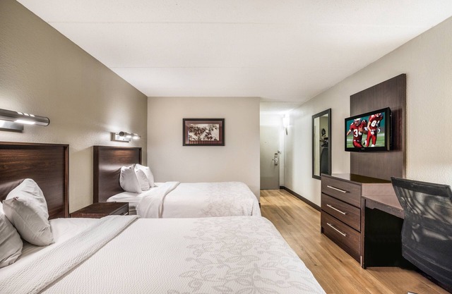 Boston Adventure! 3 Family-Friendly Units, Minutes to Liberty Ride Trolley Tour!