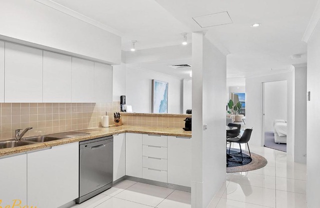 Breakwater Apartment 105