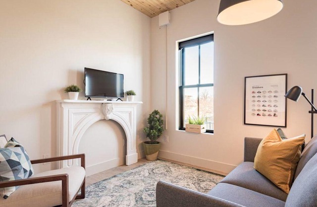 Brewery Park 304 - Traditional North End Halifax Suite