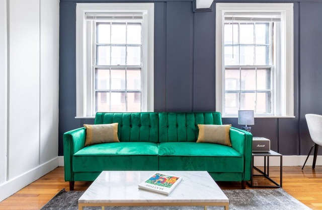 Bright Beacon Hill 1BR near Boston Common