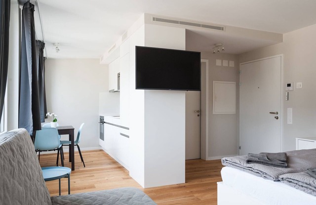 BS Picasso I - Marktplatz HITrental Apartment