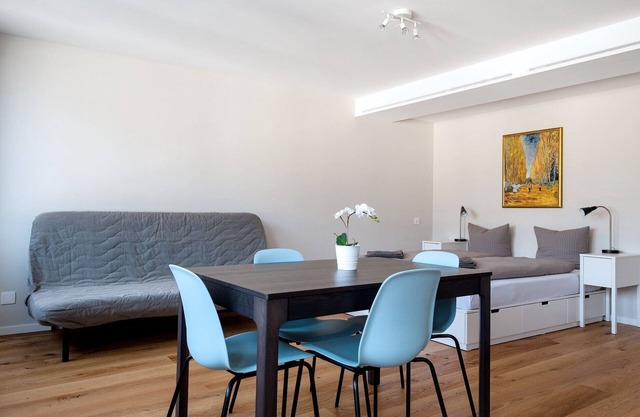 BS Van Gogh I - Marktplatz HITrental Apartment