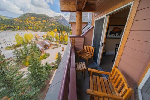 Buffalo Lodge 8411 by SummitCove Lodging
