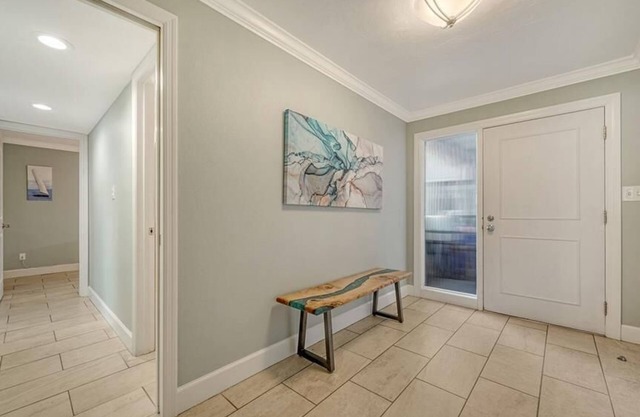 Buttonwood 417 - 3 Bedroom Condo with Private Beach with lounge chairs & umbrella provided, 2 Poo.