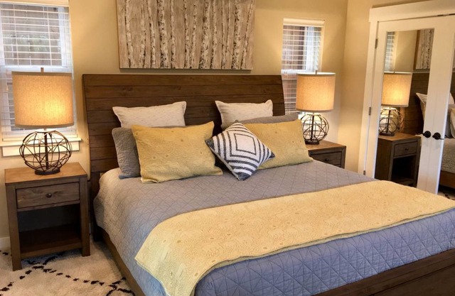 'C' Street Station - Short walk to OSF