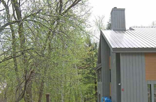 C6901U-Managed by Loon Reservation Service - NH Meals & Rooms Lic# 05636