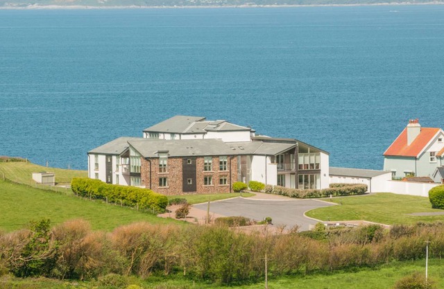 Cabin ∙ 2 bedrooms ∙ 4 guests