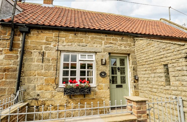 Cabin ∙ 2 bedrooms ∙ 4 guests