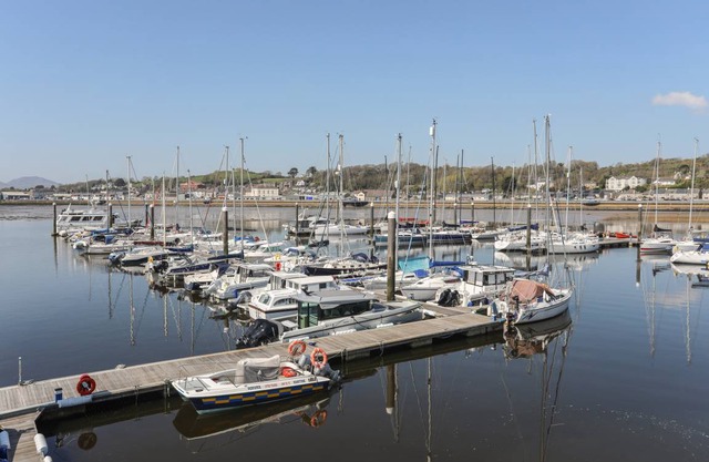 Cabin ∙ 2 bedrooms ∙ 5 guests