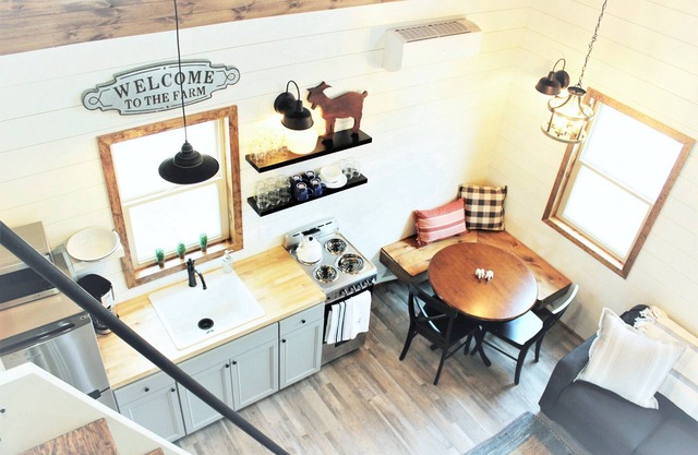 Cabin #2 - Black Hills Farmhouse