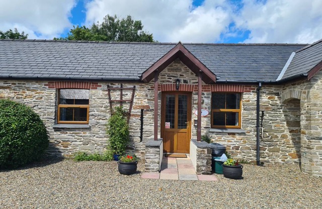 Cabin ∙ 3 bedrooms ∙ 6 guests