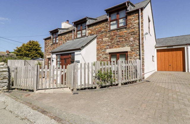 Cabin ∙ 4 bedrooms ∙ 8 guests