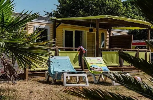 Camping Des Albères People 