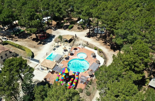 La Simioune Mobile Persons 