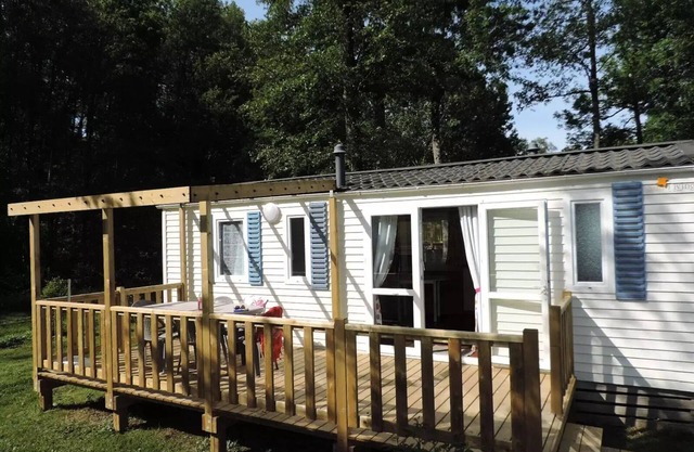 Campsite Bois Fleuri Mobil People 