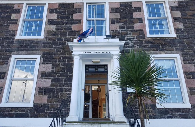 Cannon Hotel 