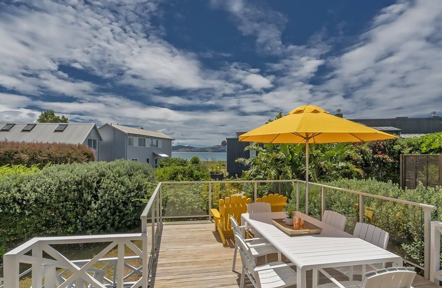 Captains Bach Cooks Holiday 