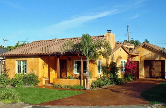 Casa La Sirena, Charming Mexican Style Beach Cottage on Opal Cliff