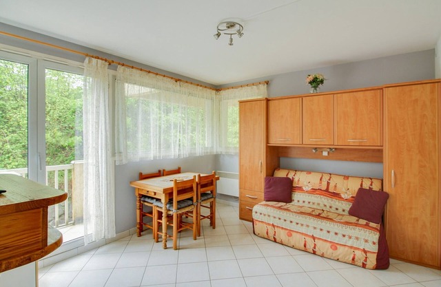 Central Studio for 4 with Parking, Near Ski Lift & Thermal Center