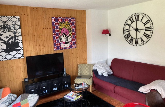 Chalet for 8 pers. in Superdevoluy, cozy, terrace
