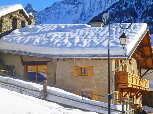 Chalet in Peisey near Ski Lift