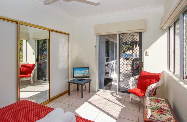 Champagne Apartment 1