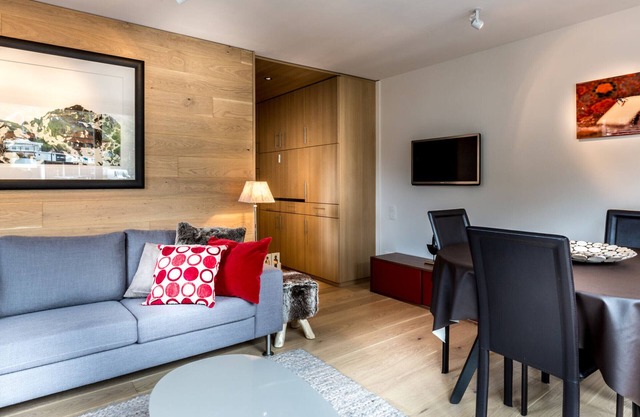 Charming 2-bedroom apartment, Val-d'Isère center, near slopes, WIFI included