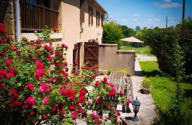... Charming House in the heart of Gascony, with Jacuzzi & sauna