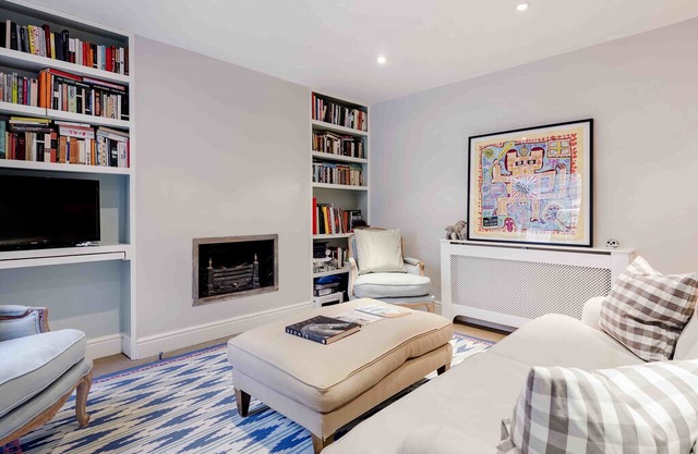 Charming Shepherds Bush Apartment