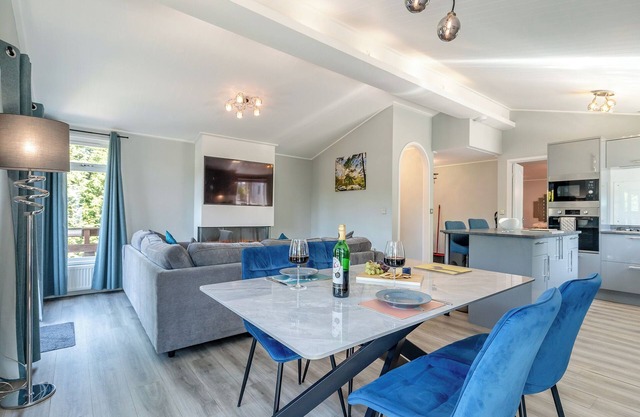 Chatsworth Superior Pet Friendly