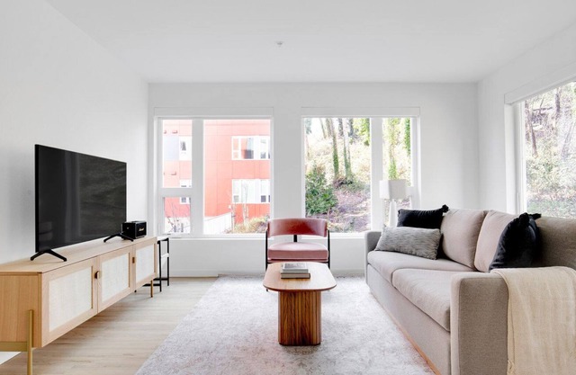 Chic Mt Baker 2BR w/ Gym, Rooftop & W/D, near light rail, by Blueground