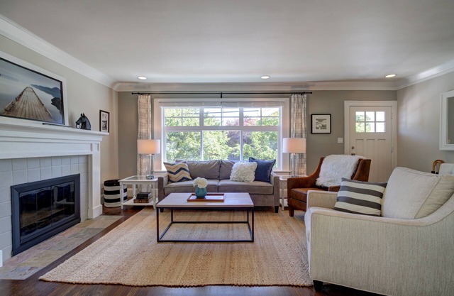 City Haven Blocks Zoo Downtown Bus Restaurants 