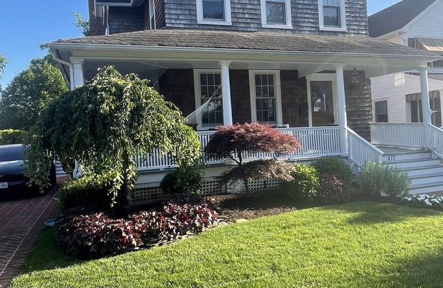 Classic Spring Laker-Close to Town and Beach