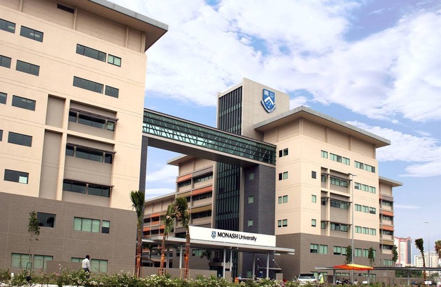 Clayton Monash Motor Inn & Serviced Apartments