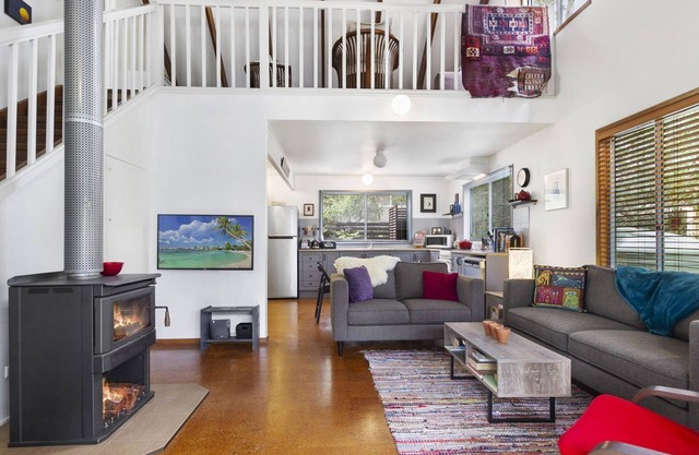 Annetts Parade Mossy Point 