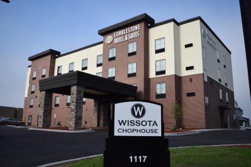 Cobblestone Hotel Suites Stevens Point 