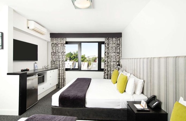 Comfort Hotel East Melbourne