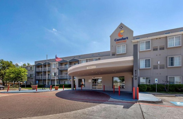 Comfort Suites Dfw Airport 