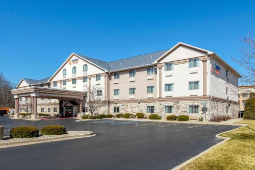 Comfort Suites Stevensville Joseph 